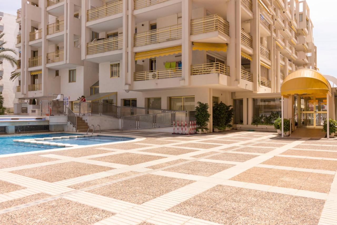 Estudio A 100 Metros De La Playa Salou Luaran gambar