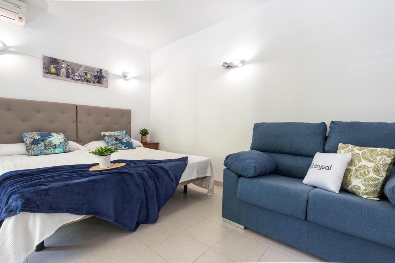 Estudio A 100 Metros De La Playa Salou Luaran gambar